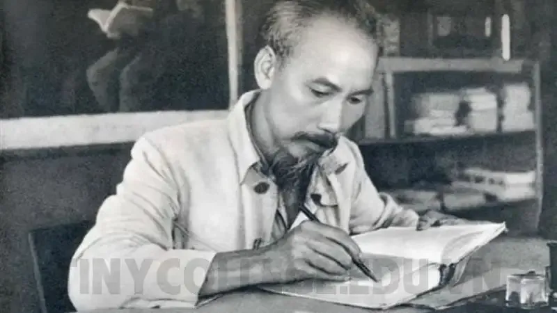 Tiểu sử Bác Hồ 1