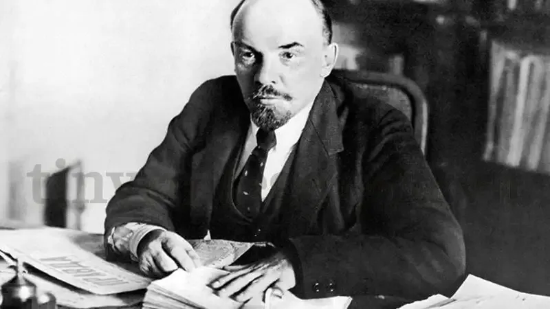 tiểu sử Lenin  6