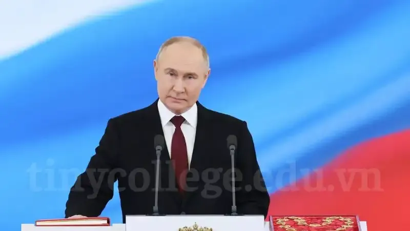 Khám phá tiểu sử tổng thống Nga Vladimir Putin