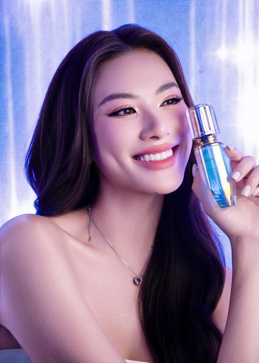 Kim Duyên thi Miss Universe 2021 và để lại dấu ấn đáng nhớ trong lòng khán giả.