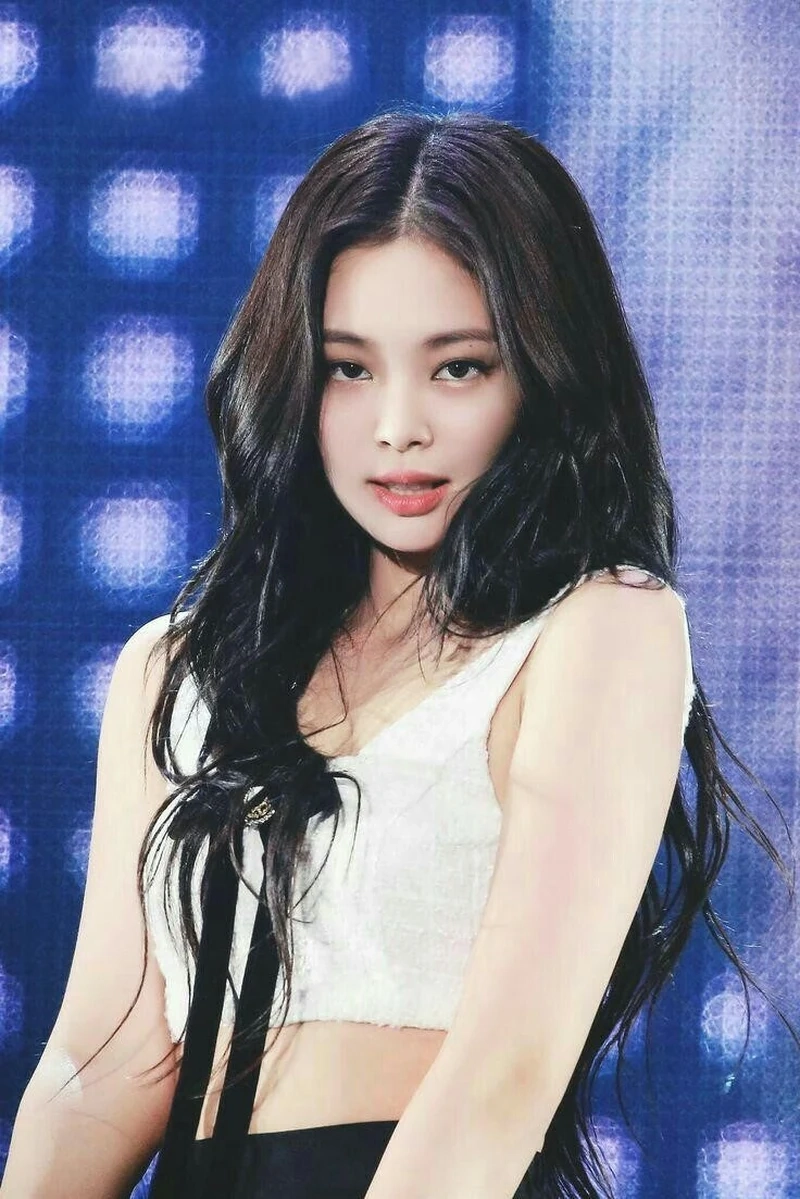 Meme Blackpink Jennie với những biểu cảm thú vị khiến fan phải yêu thích cô nàng.