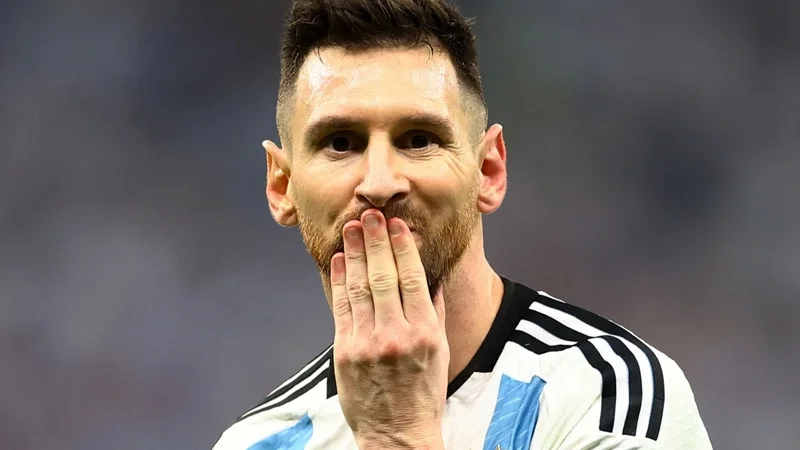 Meme Messi Ronaldo World Cup luôn là đề tài gây bão trong cộng đồng người hâm mộ bóng đá.