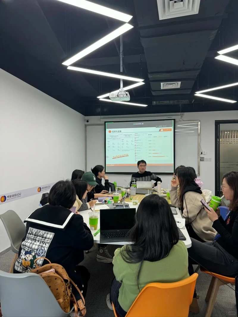 Hiểu đúng quy tắc khi làm việc nhóm để phối hợp trơn tru