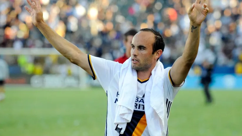 Bức bích họa khổng lồ tri ân huyền thoại Landon Donovan tại Los Angeles