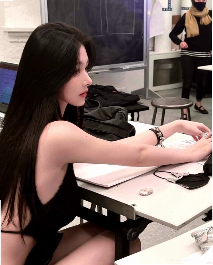 Ảnh gái xinh tóc dài cute dễ thương