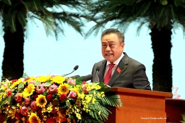 Chân dung Đồng chí Trần Sỹ Thanh