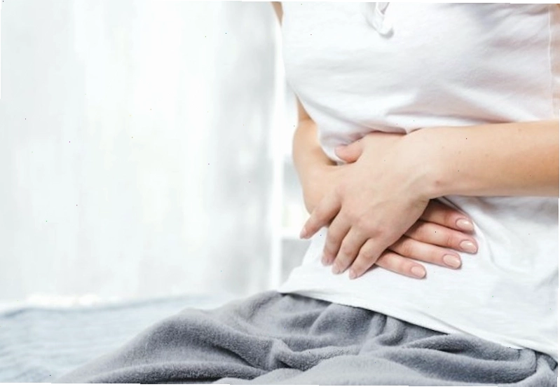 Đầy hơi chướng bụng do ăn uống không lành mạnh và thói quen ăn uống