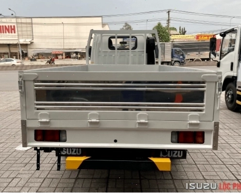 Giữ khoảng cách an toàn lái xe có đủ thời gian xử lý tình huống