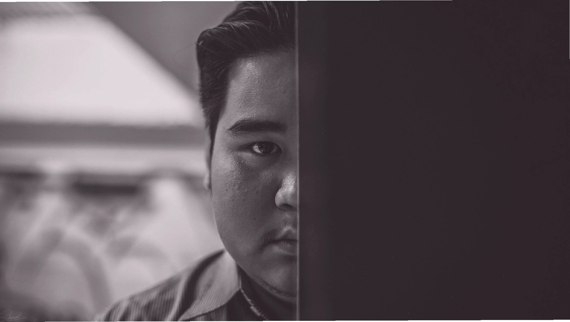 Hình ảnh rapper Táo trong không gian trầm lắng