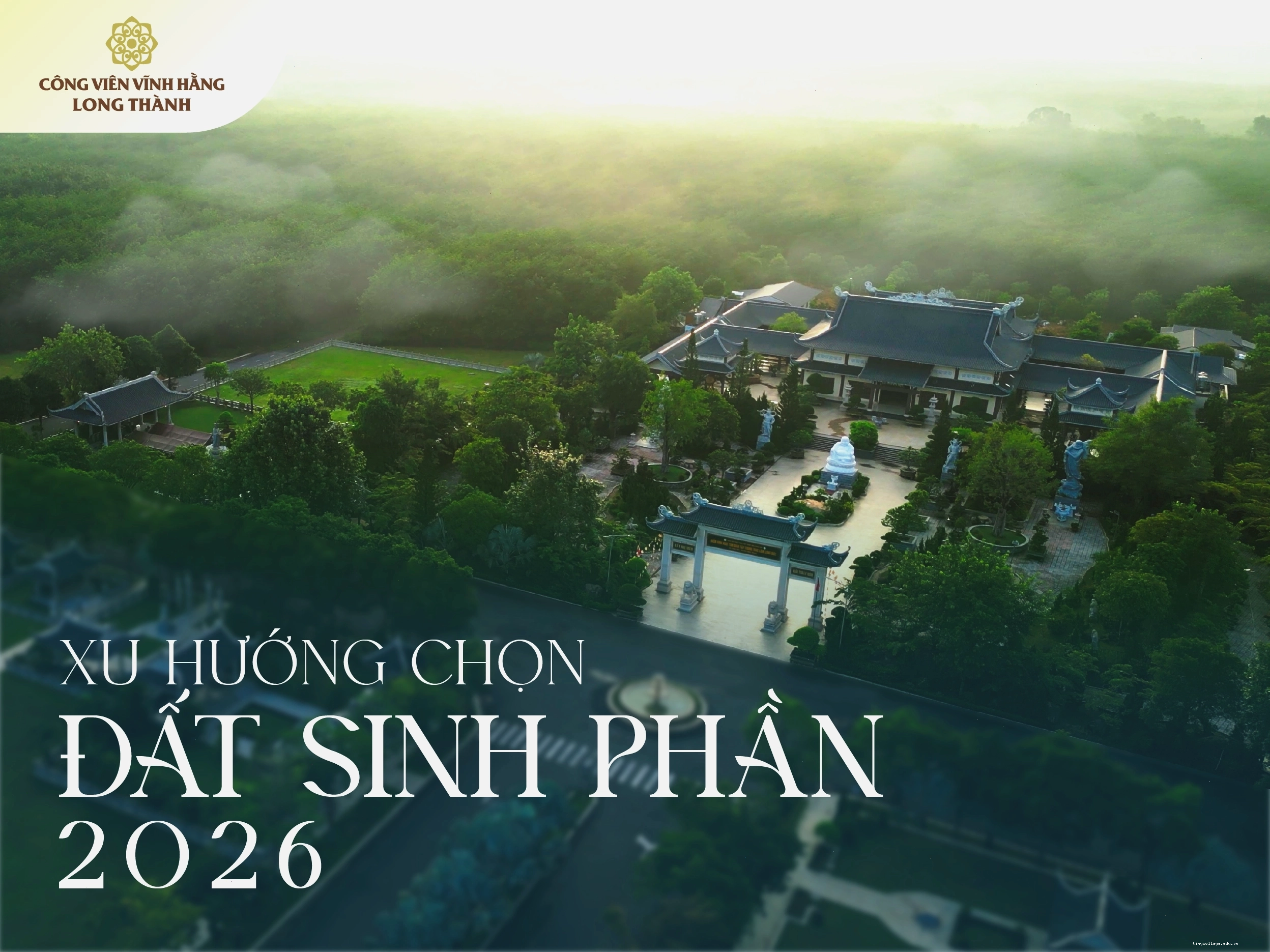 Không gian trang nghiêm tại khu mộ