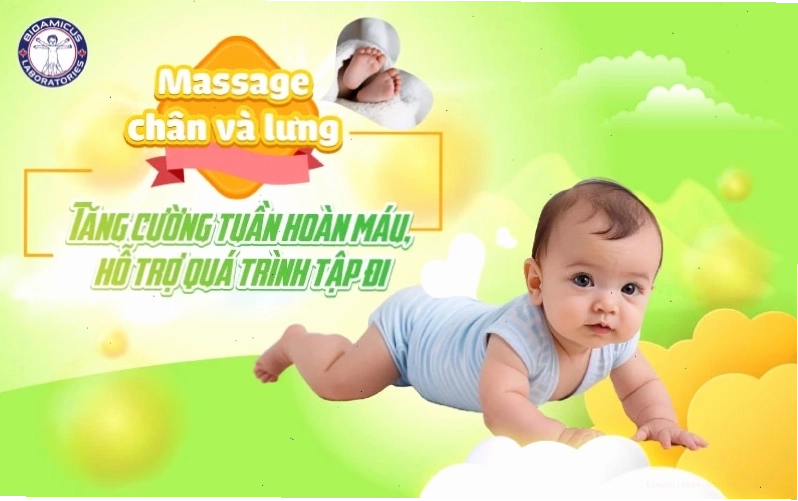 Massage chân và lưng giúp bé thư giãn và phát triển cơ bắp
