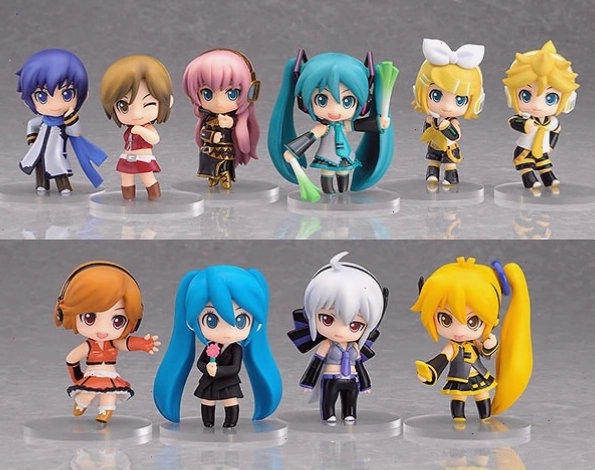 Meiko, một nhân vật Vocaloid khác trong cùng hệ thống với Hatsune Miku