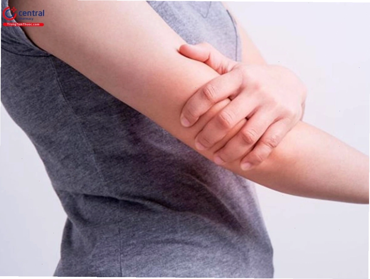 Minh họa bài tập tay giúp giảm thiểu tình trạng thịt giật