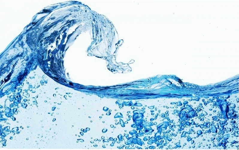 Nằm mơ thấy nước biển dâng cao có thể liên quan đến những biến động lớn