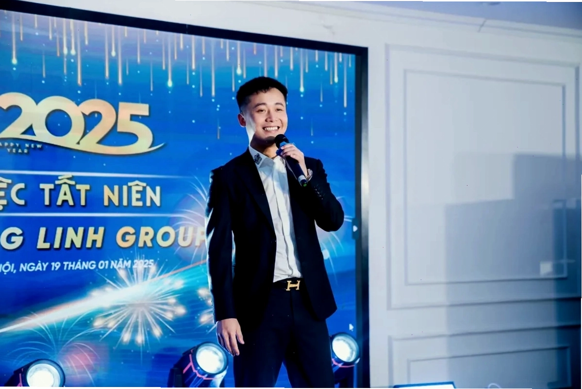 Quang Linh Vlog và những người bạn tại Angola