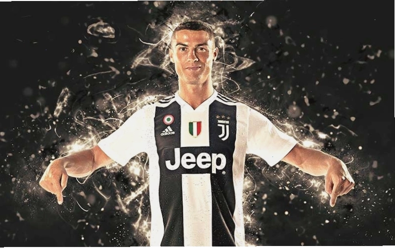 Ronaldo trong màu áo Juventus