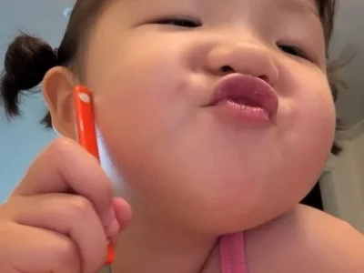 Meme Cầu Hôn: Xu Hướng Yêu Đầy Sáng Tạo Và Hài Hước Năm 2026