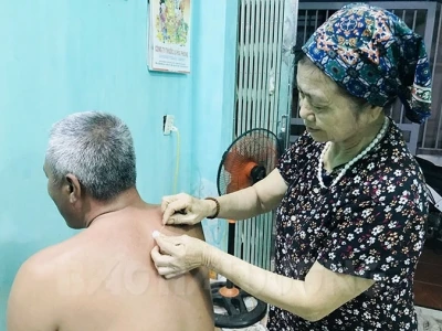 Mẹo chữa lẹo mắt bằng kim: Liệu có an toàn và hiệu quả?