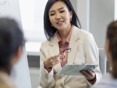 Tư vấn hướng nghiệp 2026: Lộ trình chinh phục ngành nghề mơ ước